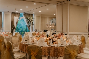 WeddingDinnerDecor_chris-felicia03