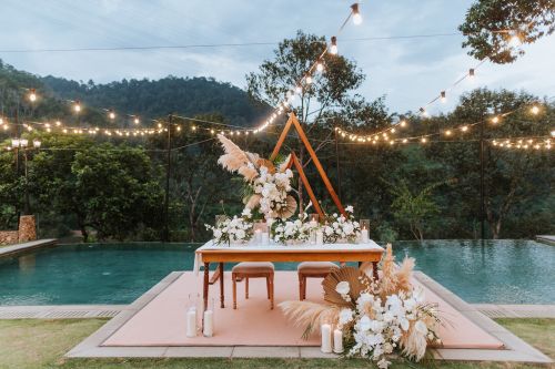 Reception Table Layout 25